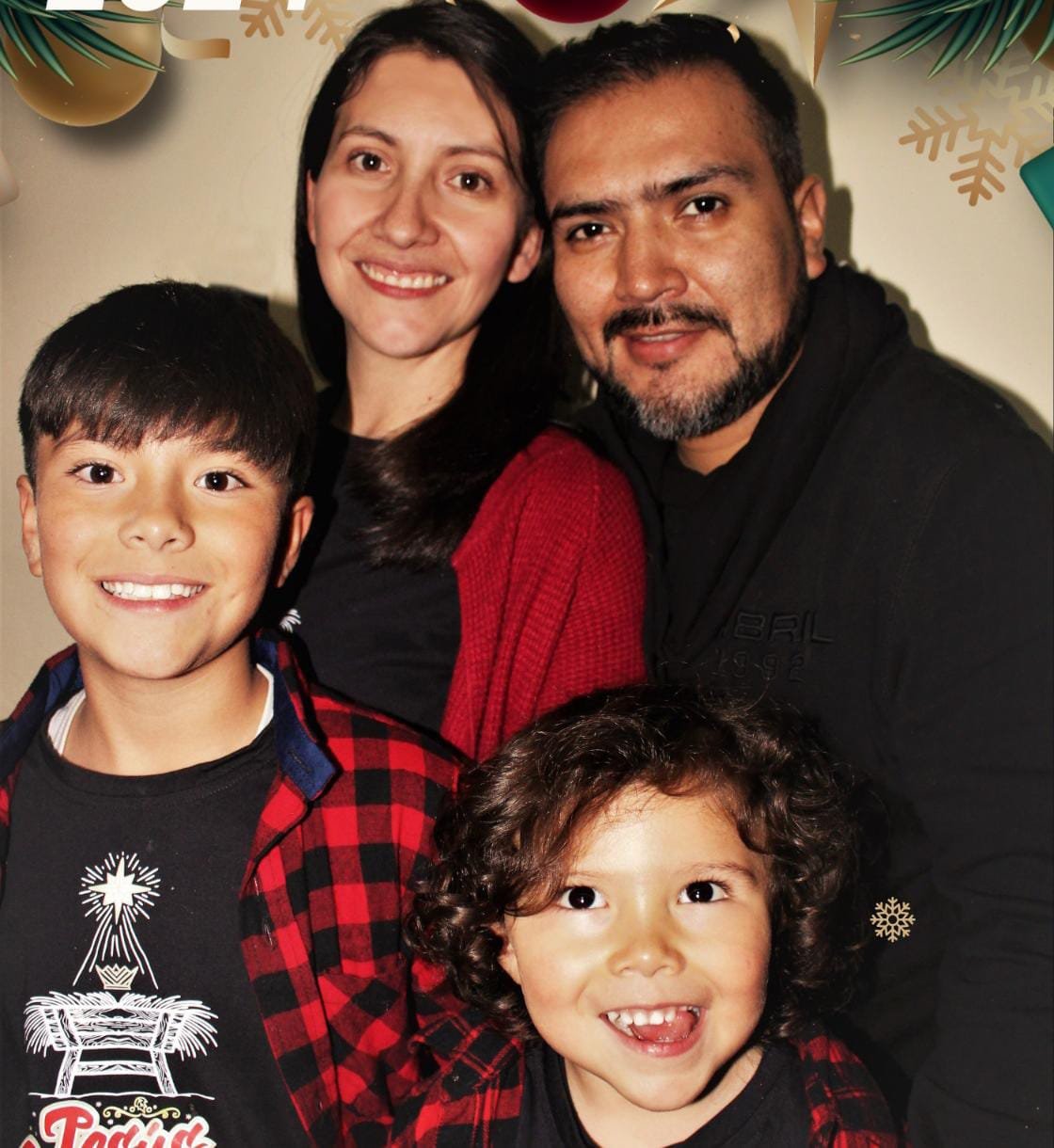 Nestor y Johana Silueta genérica provisional; no representa a la persona